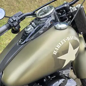 Softail Slim 2016 thumb 1