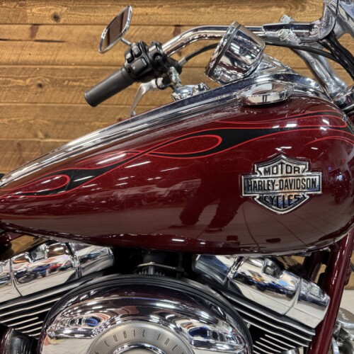 2008 Harley-Davidson® Softail® Rocker™ C Crimson Red Sunglo & Candy Red Sunglo FXCWC thumb 3