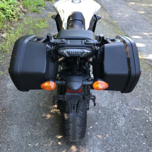 2017 Yamaha FJ-09 Electric White thumb 1