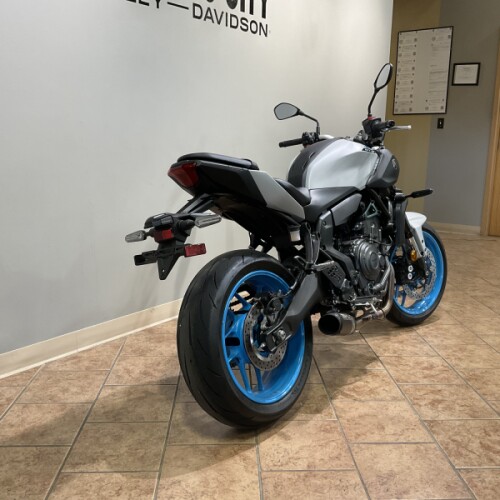 2025 Yamaha MT-07 Ice Storm thumb 1