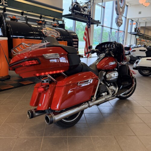2023 Harley-Davidson Ultra Limited FLHTK thumb 1