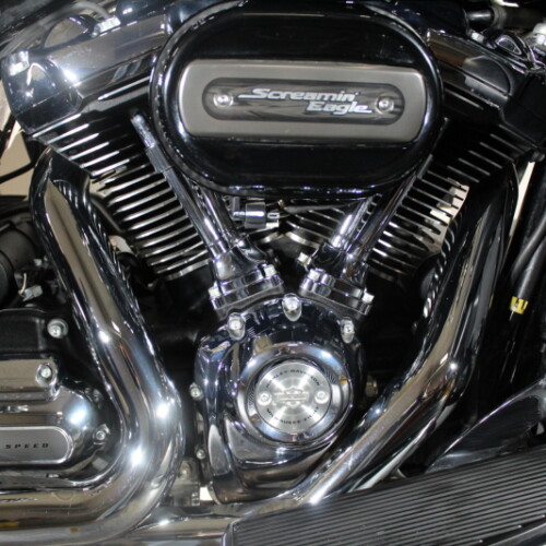 2022 Tri Glide® Ultra FLHTCUTG  thumb 0