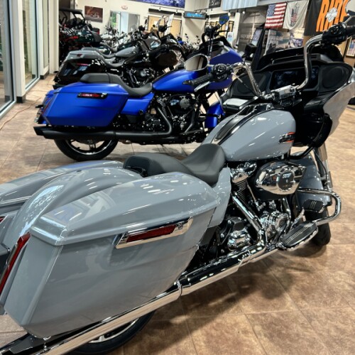  2026 Harley-Davidson® Road Glide® thumb 0