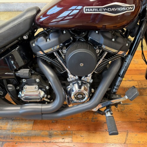 2018 Harley-Davidson® Sport Glide™ Twisted Cherry thumb 2