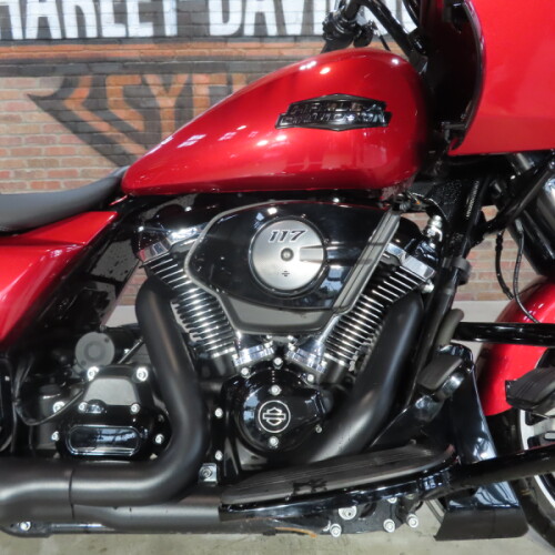 2025 Harley-Davidson® Road Glide® FLTRX thumb 3