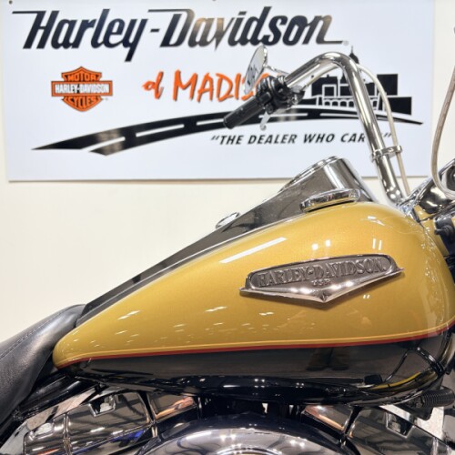 2007 FLHRC Harley-Davidson® Road King® Classic Olive Pearl & Vivid Black thumb 2