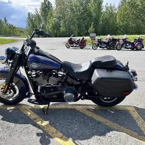 2026 Harley-Davidson® Heritage Classic  thumb 0