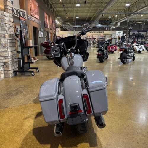 FLTRX 2026 Road Glide® thumb 2