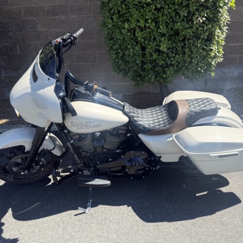 FLHXST 2023 Street Glide® ST thumb 3