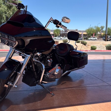 FLTRX 2018 Road Glide® thumb 3