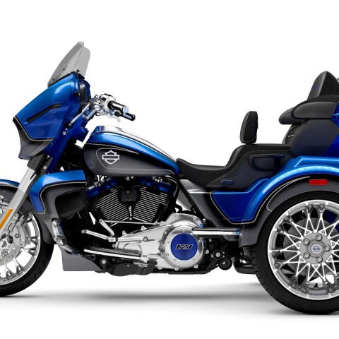 2026 Harley-Davidson CVO Street Glide 3 Limited FLHLTSE thumb 2