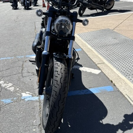 2026 Harley-Davidson® Nightster™ Vivid Black Black Trim thumb 2