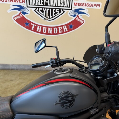 2024 Kawasaki Vulcan® S Café Metallic Matte Dark Gray/Metallic Flat Spark Black thumb 3