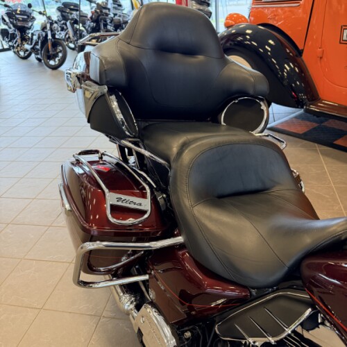 2016 Harley-Davidson Ultra Limited FLHTK thumb 1