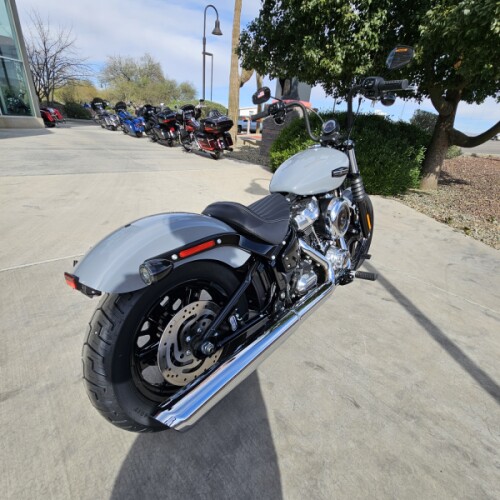 FXBB 2026 Street Bob® thumb 1