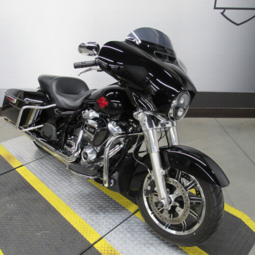 FLHT 2020 Electra Glide® Standard thumb 3