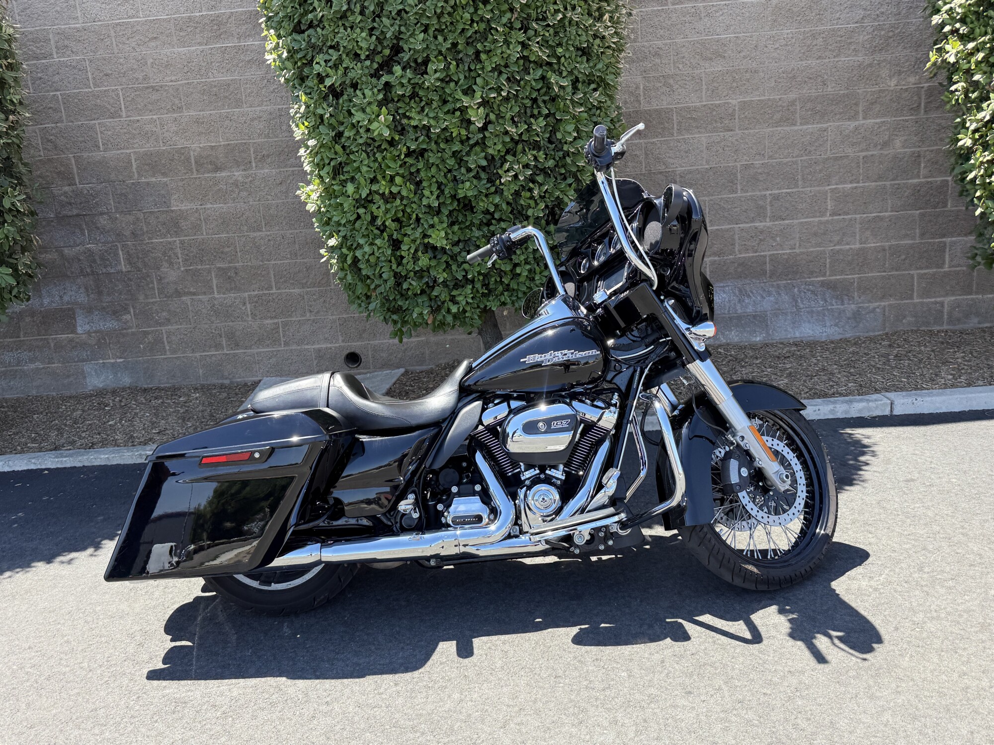 FLHXS 2017 Street Glide® Special