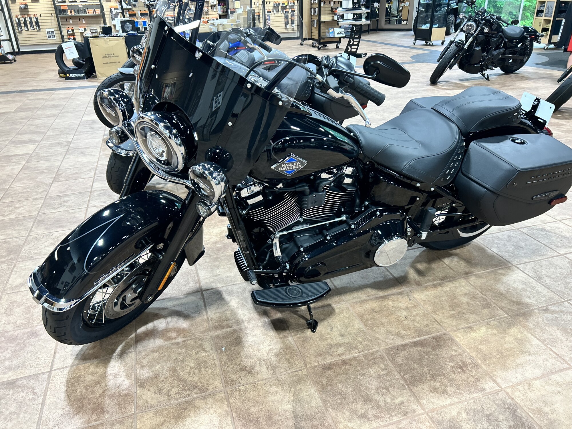 2026 Harley-Davidson® Heritage Classic®, photo 7
