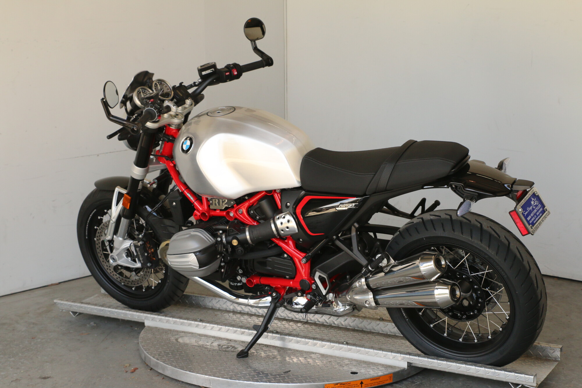 On Sale 2026 BMW R 12 nineT, photo 6