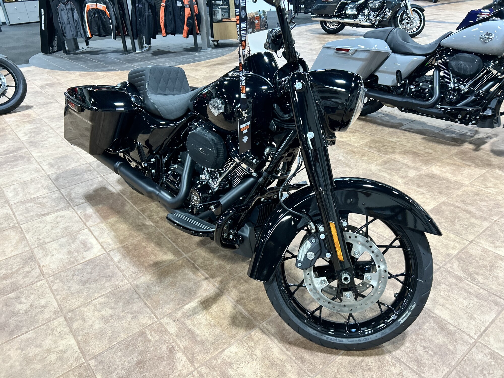 2025 Harley-Davidson® Road King® Special, photo 6