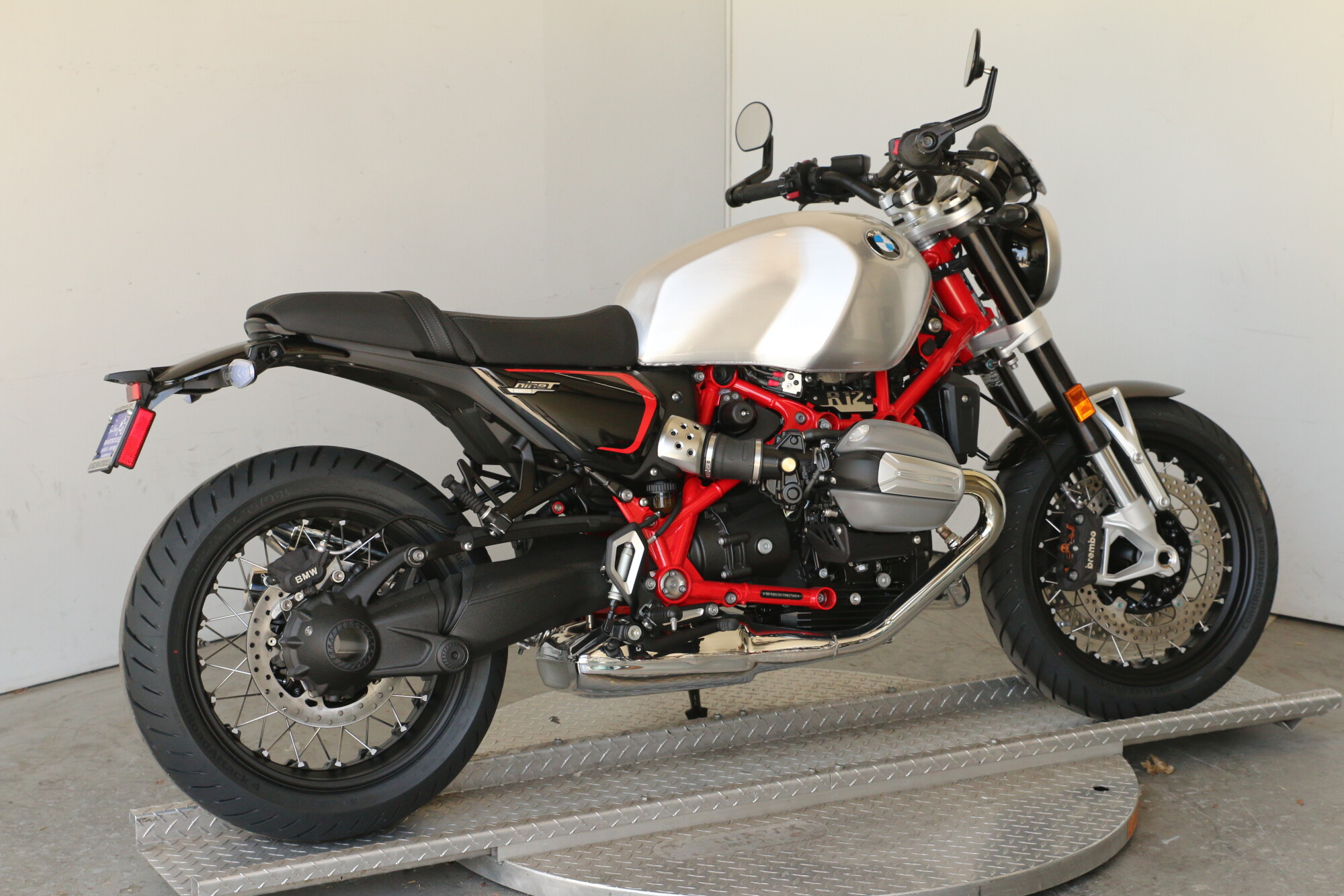 On Sale 2026 BMW R 12 nineT, photo 2