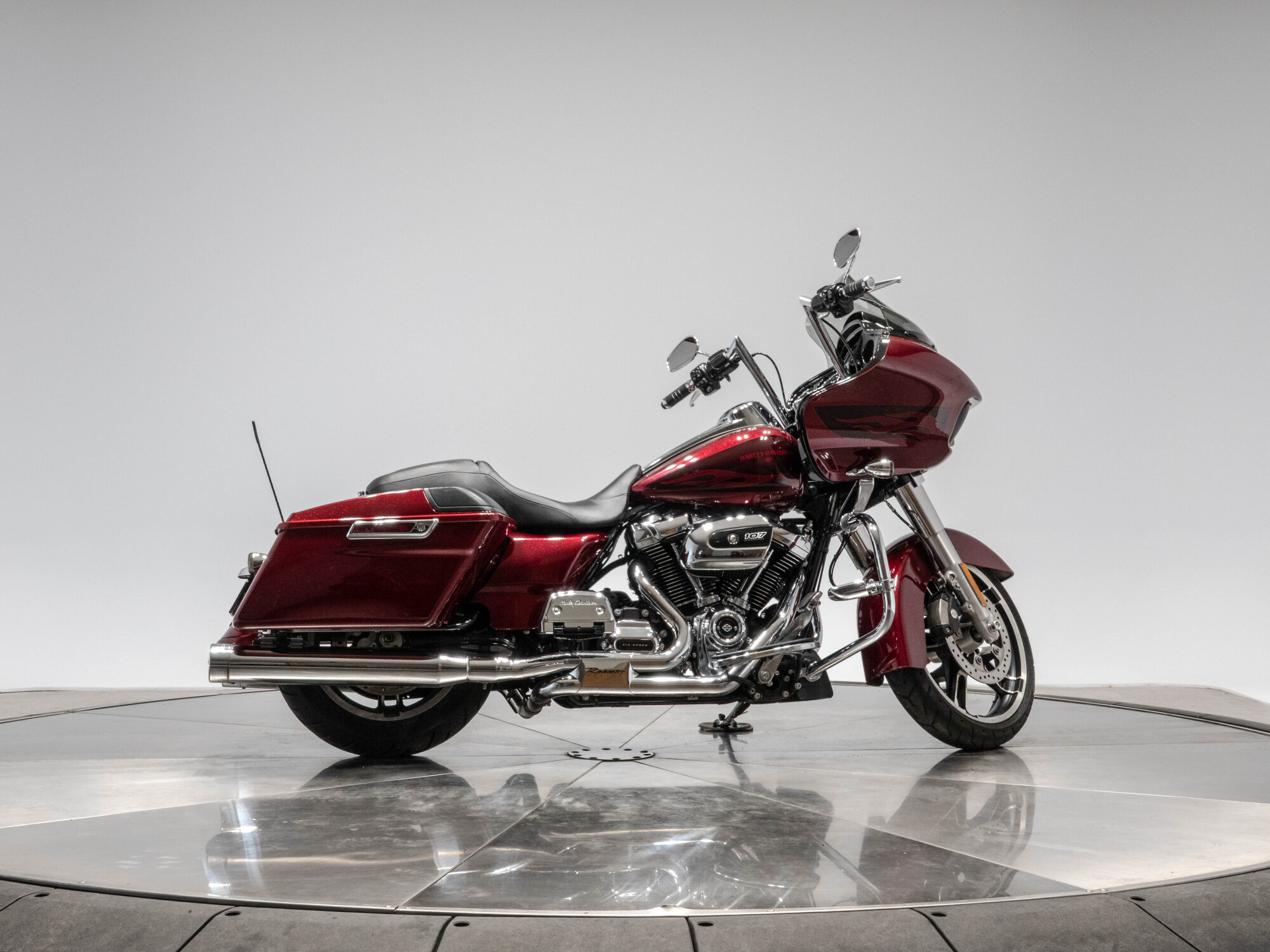 2017 HARLEY-DAVIDSON FLTRXS ROAD GLIDE SPECIAL in HCC Hot Rod Red Flake