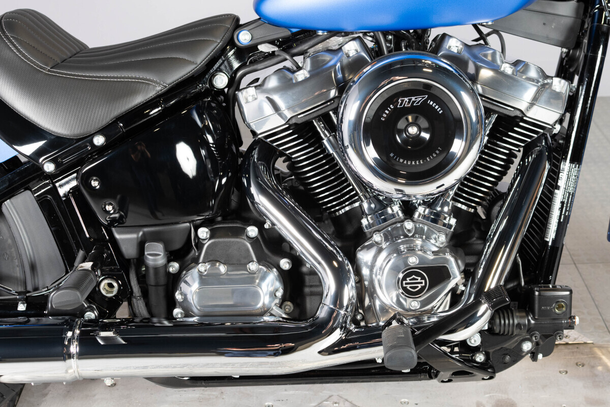 2026 Harley-Davidson® Street Bob® FXBB, photo 13