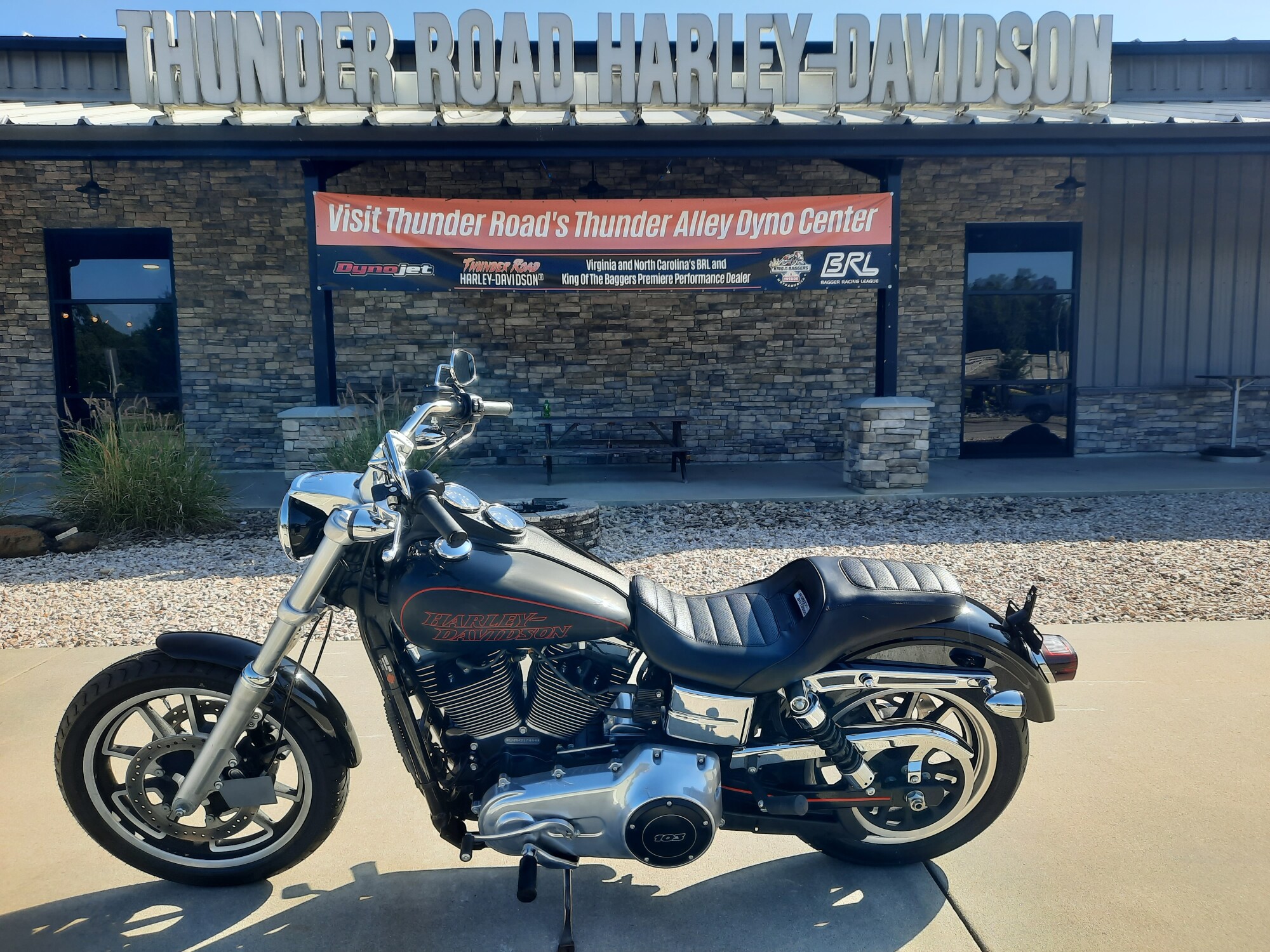 2017 Harley-Davidson® Low Rider® Vivid Black