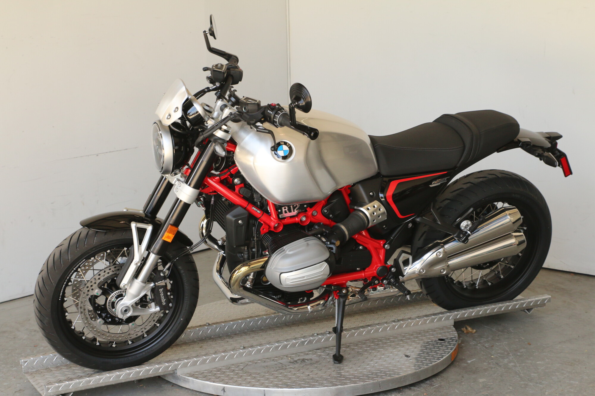 On Sale 2026 BMW R 12 nineT, photo 8