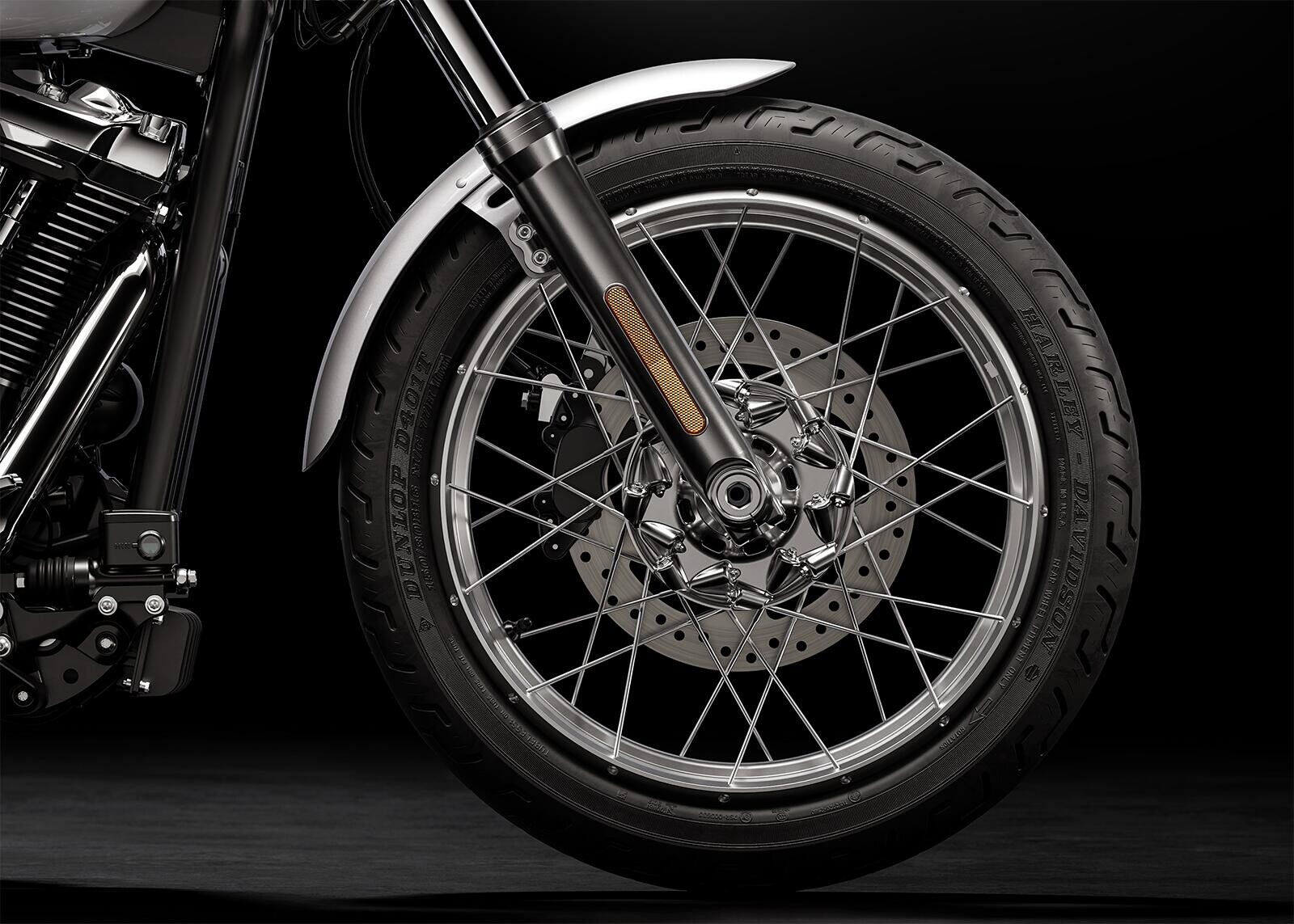 Chrome Details + Tubeless Laced Wheels