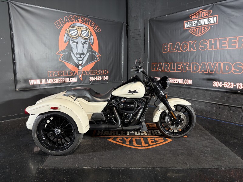 2023 Harley-Davidson® Freewheeler® FLRT