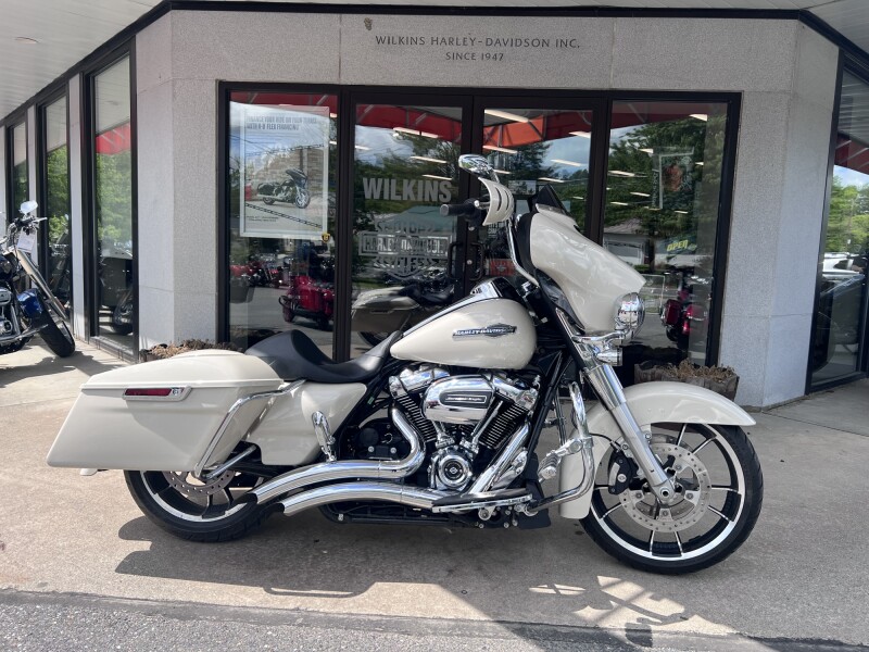 2022 Harley-Davidson FLHX Street Glide in White Sand Pearl with 8,368 miles
