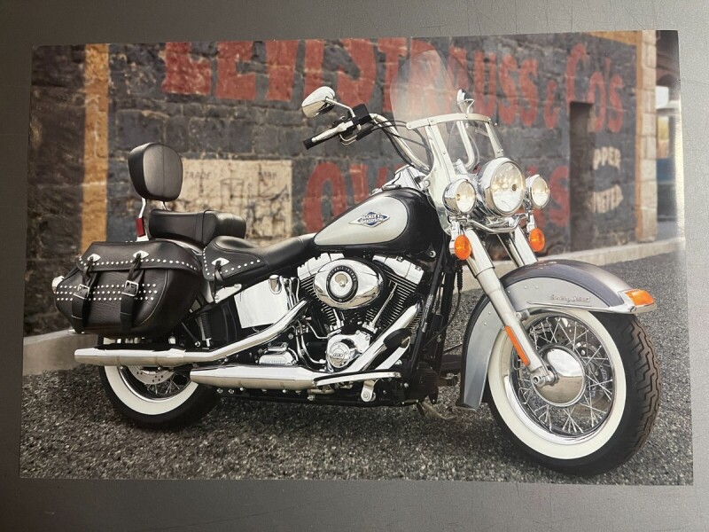 Harley-Davidson® Heritage Softail® Classic 2014 FLSTC U593-14 Two-Tone Charcoal Pearl/Brilliant Silv