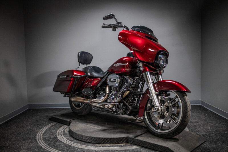 2014 Street Glide® Special (FLHXS)