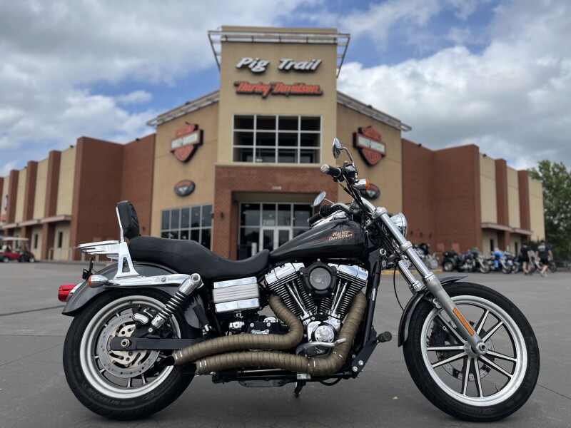 2009 Harley-Davidson® Dyna® Low Rider® BLACK PEARL 334997