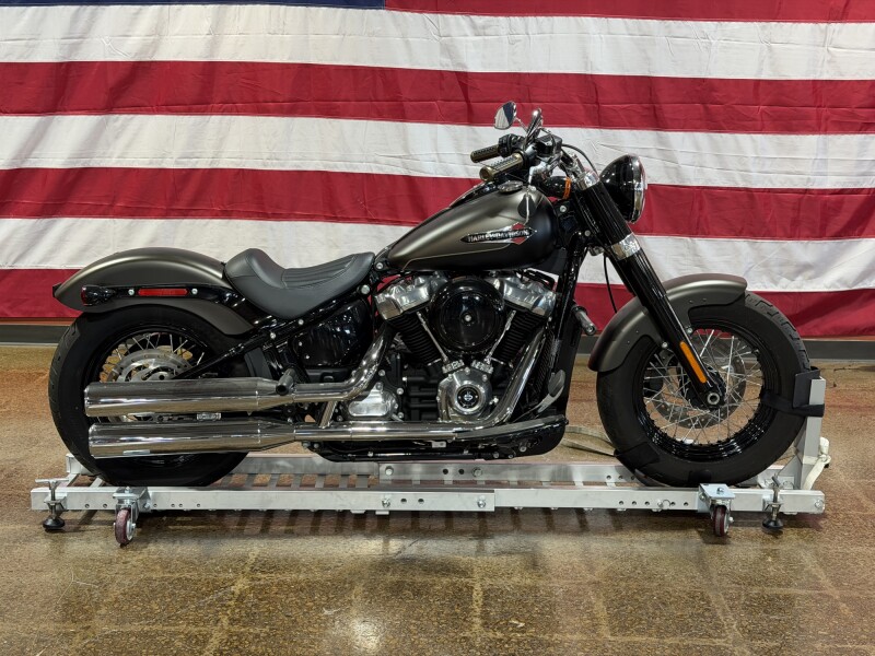 FLSL 2021 Softail Slim®