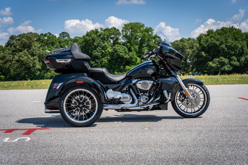 2026 Harley-Davidson Street Glide 3 Limited FLHLT