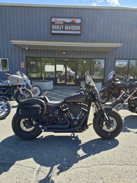 2021 Harley-Davidson® Fat Bob® 114 Vivid Black