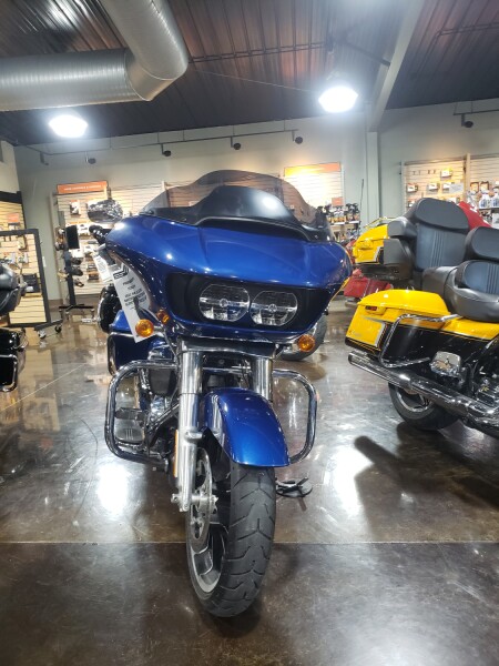 2022 Harley-Davidson® Road Glide® Reef Blue