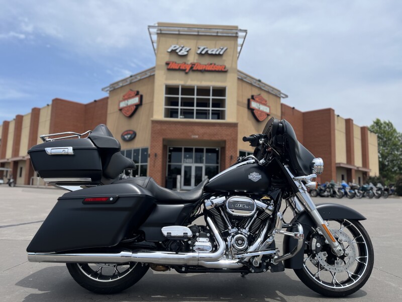2022 Harley-Davidson® FLHXS Street Glide® Special Black Denim 616281