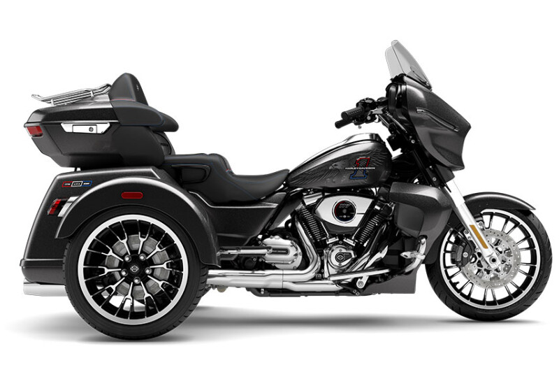 2026 Harley-Davidson® Street Glide 3 Limited FLHLT
