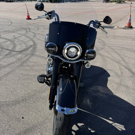 2026 Harley-Davidson® Heritage Classic thumb 2