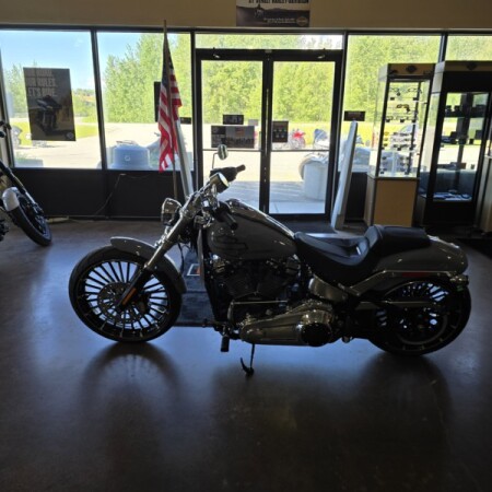 2026 Harley-Davidson® Breakout® DARK BILLARD GRAY thumb 1