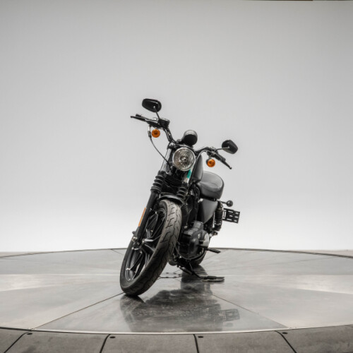 2022 HARLEY-DAVIDSON XL883N IRON 883 in Black Denim thumb 1
