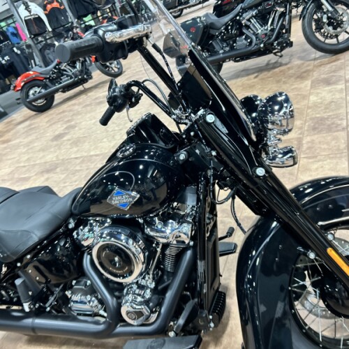 2026 Harley-Davidson® Heritage Classic® thumb 0