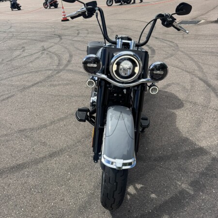 2026 Harley-Davidson® Heritage Classic thumb 2