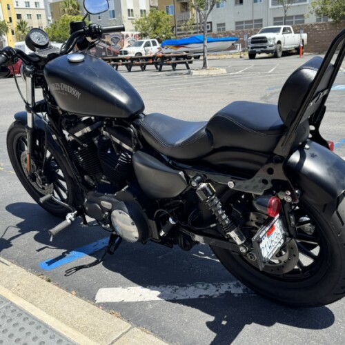 2014 Harley-Davidson® Iron 883™ thumb 2