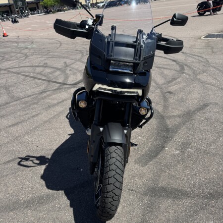 2026 Harley-Davidson® Pan America® 1250 Special Vivid thumb 2