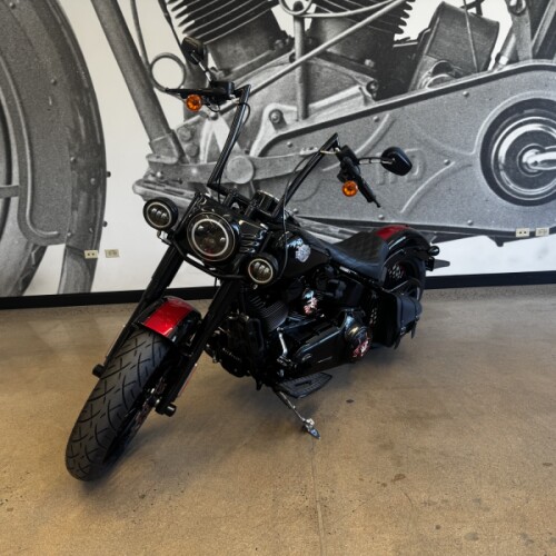 2016 Softail Slim® S FLSS thumb 0