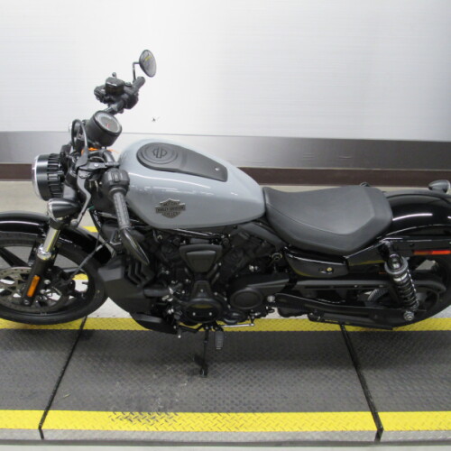 RH975 2026 Nightster® thumb 0